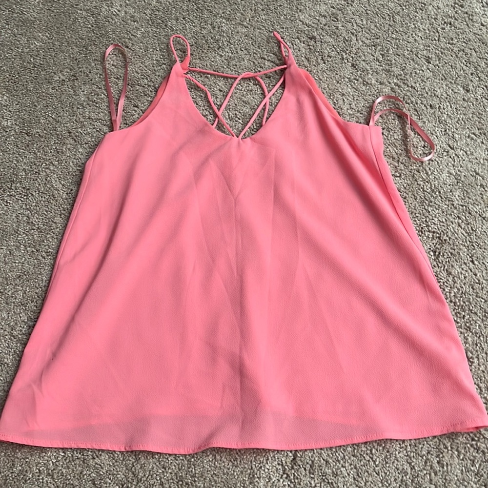 New tank top perfect with shorts and jeans